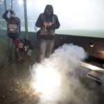 09.04.2016 Kielce . Mecz Korona Kielce - Górnik Zabrze. Kibice odpalili race. / Jarosław Kubalski / Radio Kielce