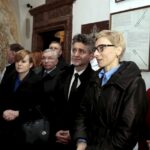 09.04.2016 Jędrzejów. W klasztorze Ojców Cystersów odsłonięto tablicę pamiątkową poświęconą Przemysławowi Gosiewskiemu. / Jarosław Kubalski / Radio Kielce