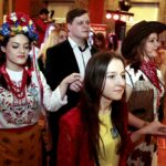 10.04.2016 Kielce. WDK. Studniówka wolontariuszy z diecezji kieleckiej przed Światowymi Dniami Młodzieży. / Jarosław Kubalski / Radio Kielce