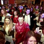 10.04.2016 Kielce. WDK. Studniówka wolontariuszy z diecezji kieleckiej przed Światowymi Dniami Młodzieży. / Jarosław Kubalski / Radio Kielce