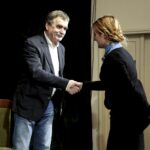 12.04.2016 Kielce. Prezydent Wojciech Lubawski spotkał się z uczniami szkół średnich w Domu Środowisk Twórczych. / Jarosław Kubalski / Radio Kielce