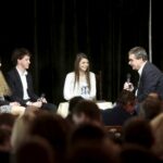 12.04.2016 Kielce. Prezydent Wojciech Lubawski spotkał się z uczniami szkół średnich w Domu Środowisk Twórczych. / Jarosław Kubalski / Radio Kielce