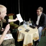 12.04.2016 Kielce. Prezydent Wojciech Lubawski spotkał się z uczniami szkół średnich w Domu Środowisk Twórczych. / Jarosław Kubalski / Radio Kielce