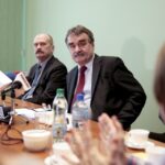 13.04.2016 Kielce. Konferencja w urzędzie miasta na temat budowy lotniska w Obicach. Prezydent Wojciech Lubawski. / Jarosław Kubalski / Radio Kielce