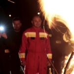 14.04.2016 Kielce. Z okazji 1050 rocznicy Chrztu Polski strażacy z OSP Niewachlów rozpalili Ognisko Ducha Świętego. / Jarosław Kubalski / Radio Kielce