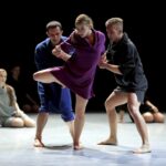 16.04.2016 Kielce. Kielecki Teatr Tańca. Spektakl pt. WIBRACJE. 16. Festiwal Tańca. / Jarosław Kubalski / Radio Kielce