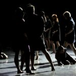 16.04.2016 Kielce. Kielecki Teatr Tańca. Spektakl pt. WIBRACJE. 16. Festiwal Tańca. / Jarosław Kubalski / Radio Kielce