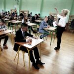 18.04.2016 Kielce. Egzamin gimnazjalny w gimnazjum nr 10 im. 1 Dywizji Pancernej. / Jarosław Kubalski / Radio Kielce