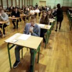 18.04.2016 Kielce. Egzamin gimnazjalny w gimnazjum nr 10 im. 1 Dywizji Pancernej. / Jarosław Kubalski / Radio Kielce