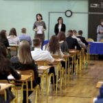 18.04.2016 Kielce. Egzamin gimnazjalny w gimnazjum nr 10 im. 1 Dywizji Pancernej. / Jarosław Kubalski / Radio Kielce