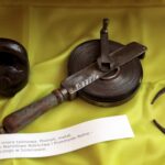 19.04.2016 Kielce. Wystawa w Dworku Laszczyków Uwaga waga. Wagi i miary w dawnej Polsce. / Jarosław Kubalski / Radio Kielce