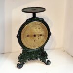 19.04.2016 Kielce. Wystawa w Dworku Laszczyków Uwaga waga. Wagi i miary w dawnej Polsce. / Jarosław Kubalski / Radio Kielce