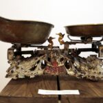 19.04.2016 Kielce. Wystawa w Dworku Laszczyków Uwaga waga. Wagi i miary w dawnej Polsce. / Jarosław Kubalski / Radio Kielce