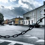 20.04.2016 Chmielnik. Telewizja TRWAM przeprowadzała dziś program interwencyjny z władzami miasta i parlamentarzystami na temat przywrócenia posterunku policji. / Jarosław Kubalski / Radio Kielce