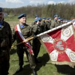 22.04.2016 Dyminy. Uroczystości pod pomnikiem pomordowanych mieszkańców przez Niemców w czasie II wojny światowej. / Jarosław Kubalski / Radio Kielce