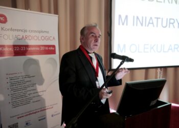 23.04.2016 Kielce. Ogólnopolska Konferencja Kardiologiczna w hotelu Binkowski. Profesor Maciej Deresz. / Jarosław Kubalski / Radio Kielce