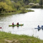 23.04.2016 Mójcza. Zalew. Rozpoczęcie Ogólnopolskiego Spływu Kajakowego Lubrzanką. / Jarosław Kubalski / Radio Kielce