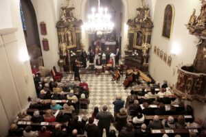 24.04.2016 Kielce. Karczówka. Klasztor. Międzynarodowy Festiwal Muzyki Organowej i Sakralnej „Anima Mundi”. Koncert zespołu „Scepus Baroque” w kościele św. Karola Boromeusza. / Jarosław Kubalski / Radio Kielce