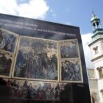 28.04.2016 Kielce. Prezentacja nowego portalu historycznego w Muzeum Narodowym. Towarzyszyła mu wystawa 660 lat miasta Bodzentyna. / Jarosław Kubalski / Radio Kielce