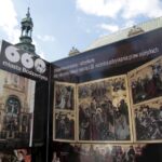 28.04.2016 Kielce. Prezentacja nowego portalu historycznego w Muzeum Narodowym. Towarzyszyła mu wystawa 660 lat miasta Bodzentyna. / Jarosław Kubalski / Radio Kielce