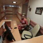 08.04.2016 Otwarcie Kliniki Chirurgii Klatki Piersiowej w Świętokrzyskim Centrum Onkologii / Jarosław Kubalski / Radio Kielce