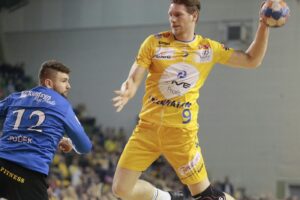 16.04.2016. Vive Tauron Kielce - MMTS Kwidzyn. Tobias Reichmann / Jarosław Kubalski / Radio Kielce