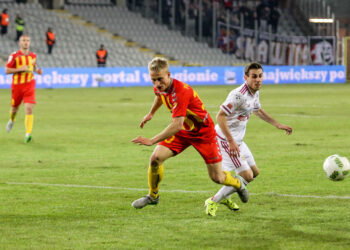 08.03.2016. Mecz 25. kolejki Ekstraklasy: Korona Kielce - Wisła Kraków. Bartłomiej Pawłowski / Wojciech Habdas / Radio Kielce