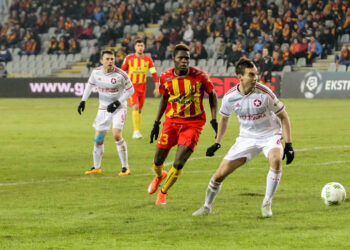 08.03.2016. Mecz 25. kolejki Ekstraklasy: Korona Kielce - Wisła Kraków. Elhadji Pepe Djibril Diaw / Wojciech Habdas / Radio Kielce