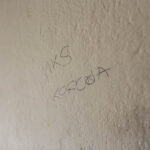 13.4.2016 Kielce. Interwencja Radia Kielce w sprawie wandali niszczących klatki schodowe na KSMie, m.in. w bloku przy Karłowicza 13. / Wojciech Habdas / Radio Kielce