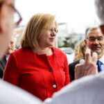 14.4.2016 Kielce. Unijny komisarz ds Polityki Regionalnej Corina Cretu odwiedziła Świętokrzyskie Centrum Onkologii. / Wojciech Habdas / Radio Kielce