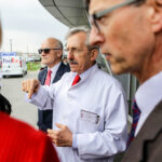 14.4.2016 Kielce. Unijny komisarz ds Polityki Regionalnej Corina Cretu odwiedziła Świętokrzyskie Centrum Onkologii. / Wojciech Habdas / Radio Kielce