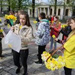 21.04.2016 „Marszem żonkili” rozpoczęła się w województwie świętokrzyskim społeczna kampania „Pola Nadziei”. / Wojciech Habdas / Radio Kielce