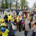 21.04.2016 „Marszem żonkili” rozpoczęła się w województwie świętokrzyskim społeczna kampania „Pola Nadziei”. / Wojciech Habdas / Radio Kielce