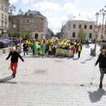 21.04.2016 „Marszem żonkili” rozpoczęła się w województwie świętokrzyskim społeczna kampania „Pola Nadziei”. / Wojciech Habdas / Radio Kielce