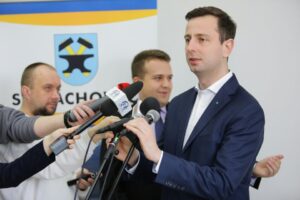 21.04.2016. Wizyta prezesa PSL Władysława Kosiniaka-Kamysza w Starachowicach / Wojciech Habdas / Radio Kielce