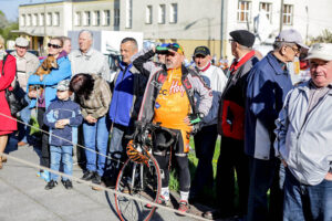 21.4.2016 Skarżysko-Kamienna. Wyścig Szlakiem Walk Majora “Hubala” / Wojciech Habdas / Radio Kielce