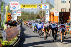 21.4.2016 Skarżysko-Kamienna. Wyścig Szlakiem Walk Majora “Hubala” / Wojciech Habdas / Radio Kielce