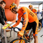 22.4.2016 Tomaszów Mazowiecki. Prezentacja kolarzy. / Wojciech Habdas / Radio Kielce