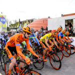 22.4.2016 Tomaszów Mazowiecki. Start wyścigu / Wojciech Habdas / Radio Kielce