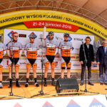 24.4.2016 Końskie. Wyścig Szlakiem Walk Majora Hubala - dzień czwarty. Prezentacja drużyn. / Wojciech Habdas / Radio Kielce