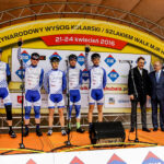 24.4.2016 Końskie. Wyścig Szlakiem Walk Majora Hubala - dzień czwarty. Prezentacja drużyn. / Wojciech Habdas / Radio Kielce