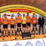 24.4.2016 Końskie. Wyścig Szlakiem Walk Majora Hubala - dzień czwarty. Prezentacja drużyn. / Wojciech Habdas / Radio Kielce