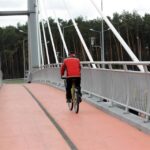 26.04.2016 Zniszczona kładka dla rowerzystów w Sielpi / Wojciech Habdas / Radio Kielce