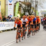 24.4.2016 Końskie. Wyścig Szlakiem Walk Majora Hubala - dzień czwarty. Trzecie okrążenie. / Wojciech Habdas / Radio Kielce