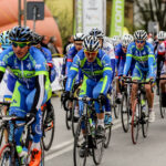 24.4.2016 Końskie. Wyścig Szlakiem Walk Majora Hubala - dzień czwarty. Trzecie okrążenie. / Wojciech Habdas / Radio Kielce