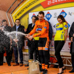 24.4.2016 Wincentów. Wyścig Szlakiem Walk Majora Hubala - dzień czwarty. Dekoracja zwycięzców. / Wojciech Habdas / Radio Kielce