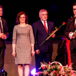 29.4.2016 Kielce. Wręczono jubileuszowe Lary Świętokrzyskie. W kategorii „Fair Play” nagroda trafiła do Oddziału Regionalnego Olimpiady Specjalne Polska-Świetokrzyskie w Skarżysku-Kamiennej / Wojciech Habdas / Radio Kielce