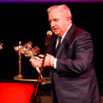 29.4.2016 Kielce. Wręczono jubileuszowe Lary Świętokrzyskie. Laur w kategorii „Gmina Wiejska” przyznano Strawczynowi. / Wojciech Habdas / Radio Kielce