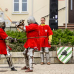 30.4.2016 Chęciny. Otwarcie sezonu turystycznego. Walki rycerskie / Wojciech Habdas / Radio Kielce