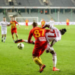 30.4.2016 Kielce. 34. kolejka Ekstraklasy: Korona Kielce - Wisła Kraków. Aleksandrs Fertovs / Wojciech Habdas / Radio Kielce